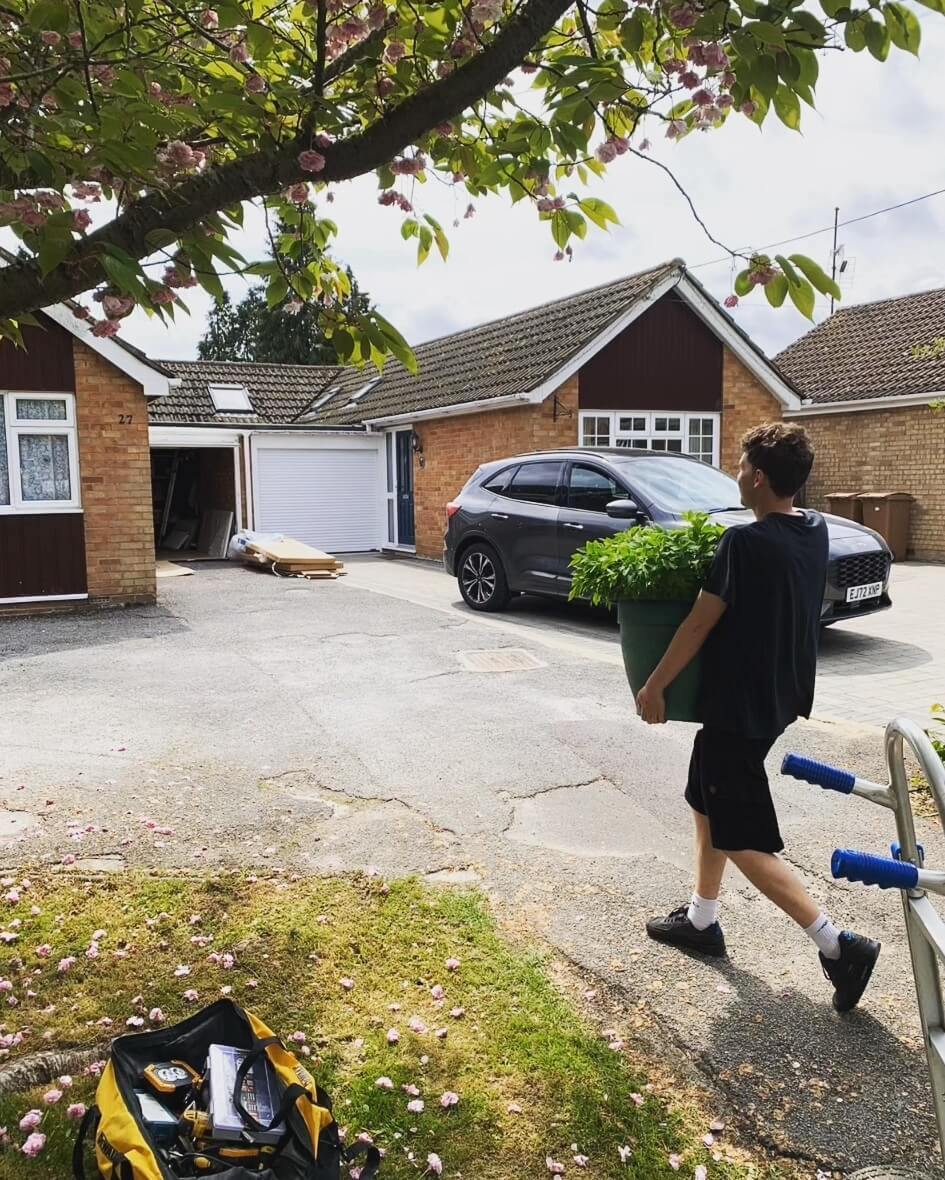 Moving Home: 8 Reasons Why Selecting A Cheap Removals Quote Isn’t Always the Smartest Choice.